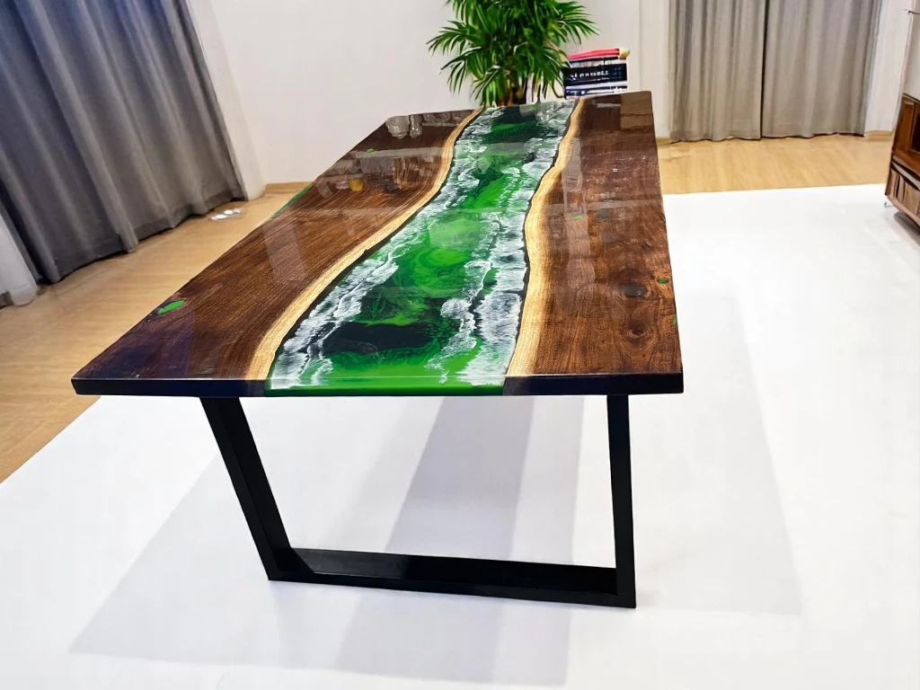 Eye-Catching Green Epoxy Restaurant Table Tops for Outdoor Interiors
